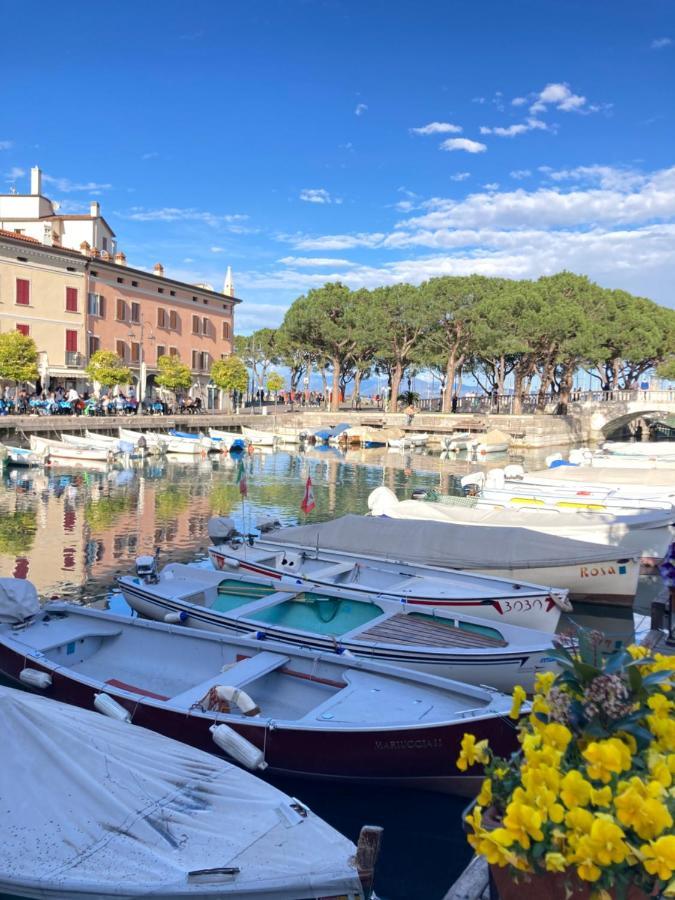 Garda Art&Lake Peschiera del Garda Bagian luar foto